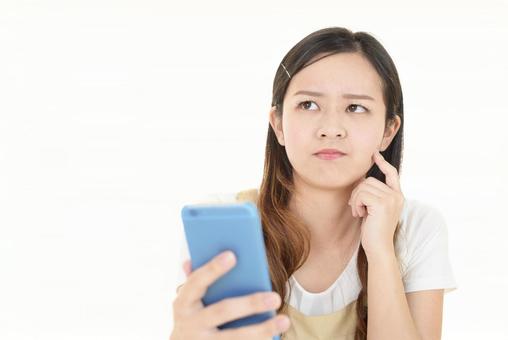 雨宮くんからは逃げられないはmomongaで無料で読める？